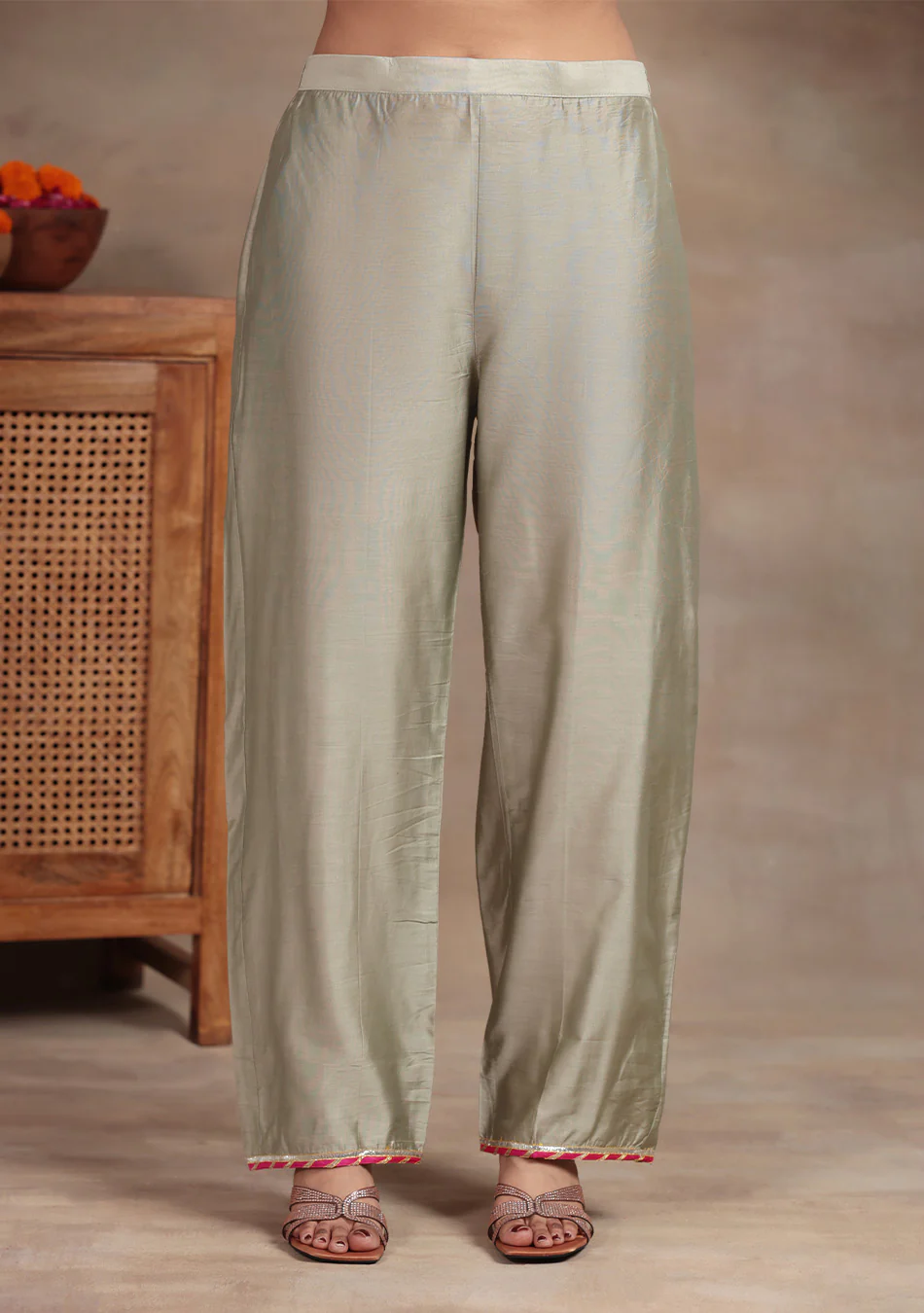 Pearl Glow Embroidered Suit Set - Image 9