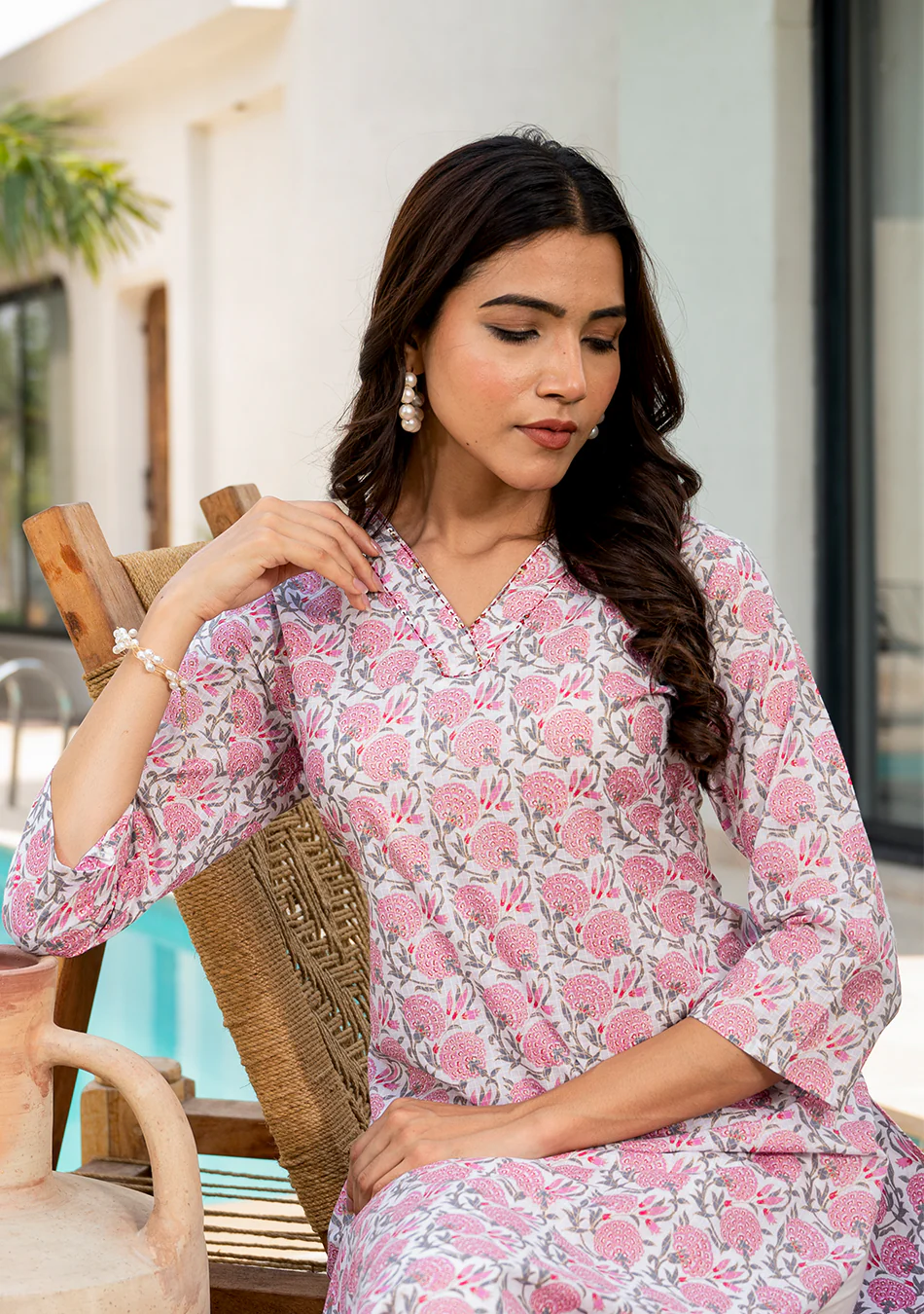 Pink Blossom Print Kurta - Image 2