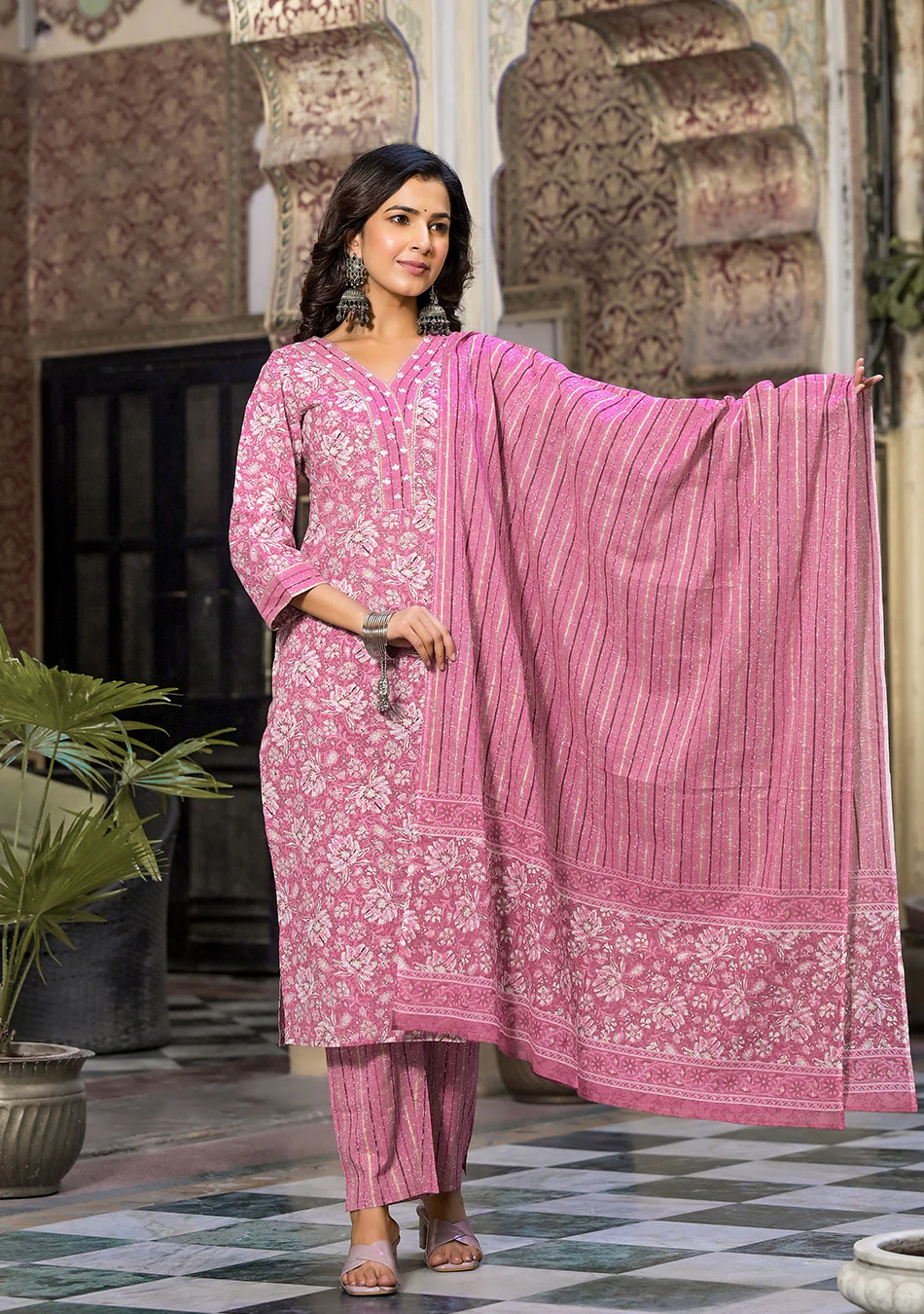 Pink Floral Printed Suit Pant with Dupatta - Image 2