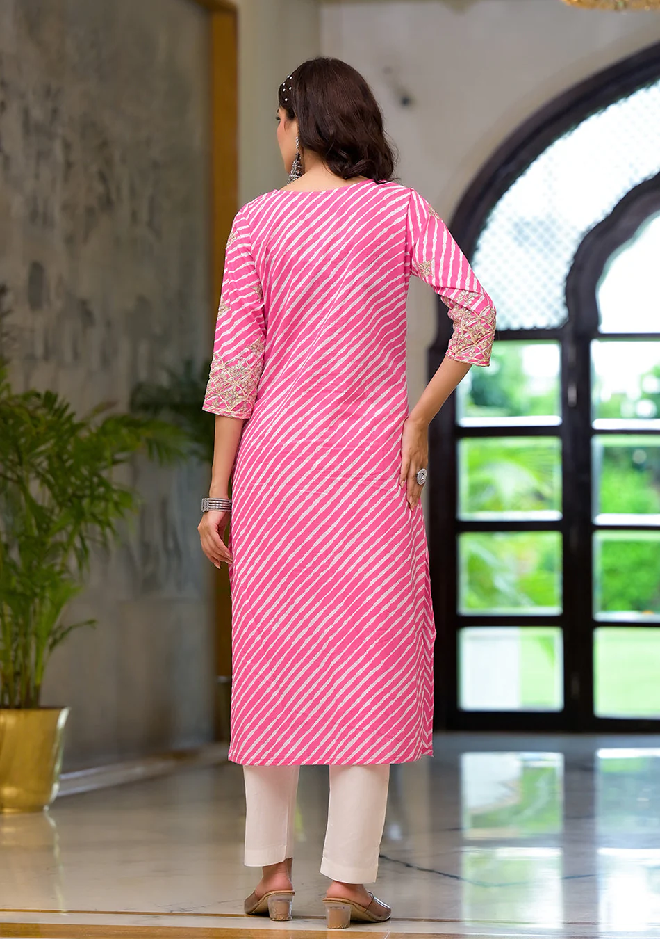 Pink Leheriya Print Embroidered Pure Cotton Straight Kurta - Image 10