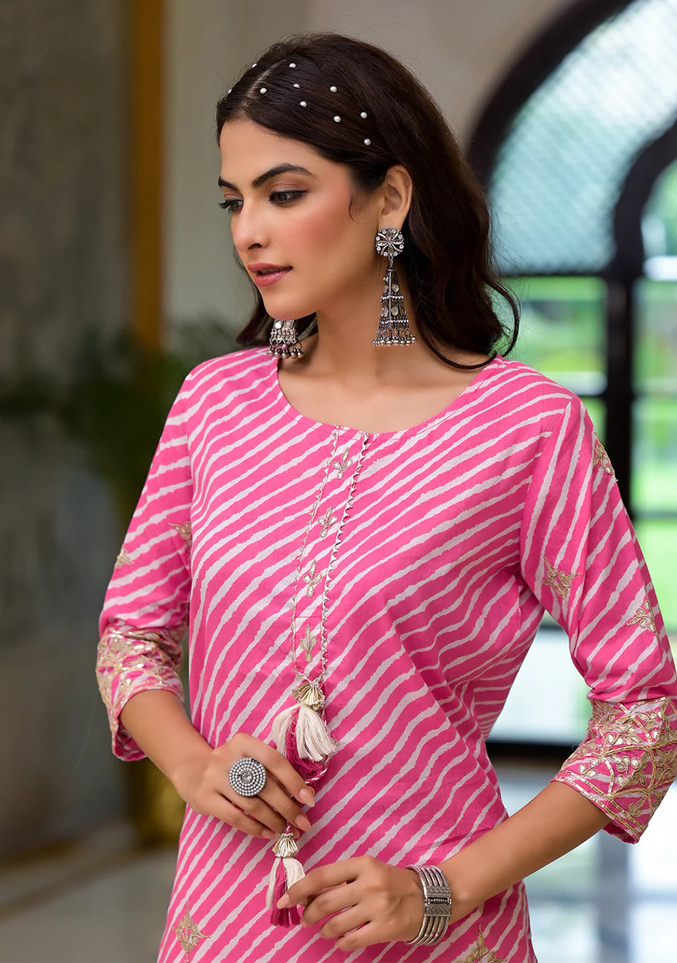 Pink Leheriya Print Embroidered Pure Cotton Straight Kurta - Image 4