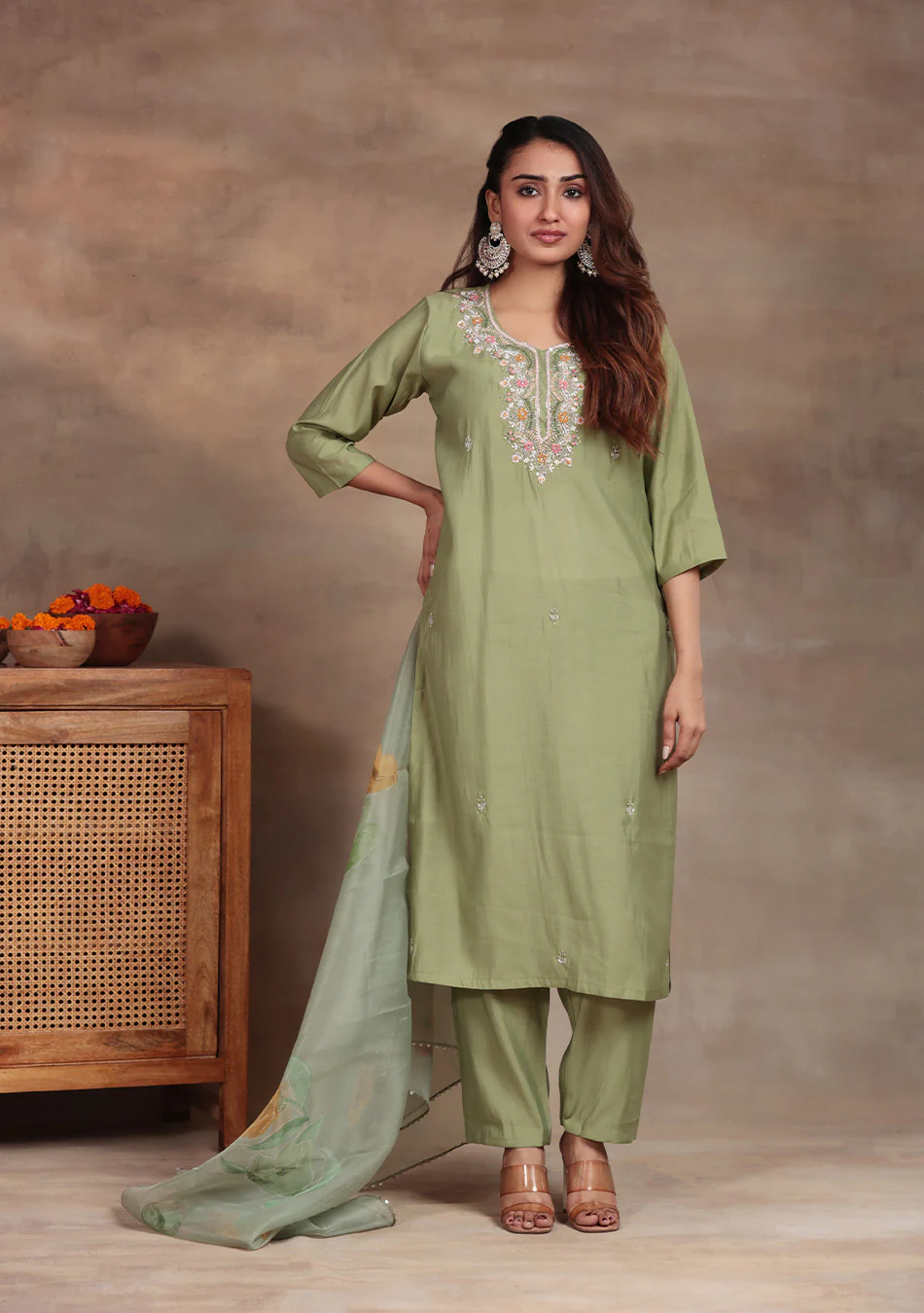 Pista Green Embroidered suit set - Image 6