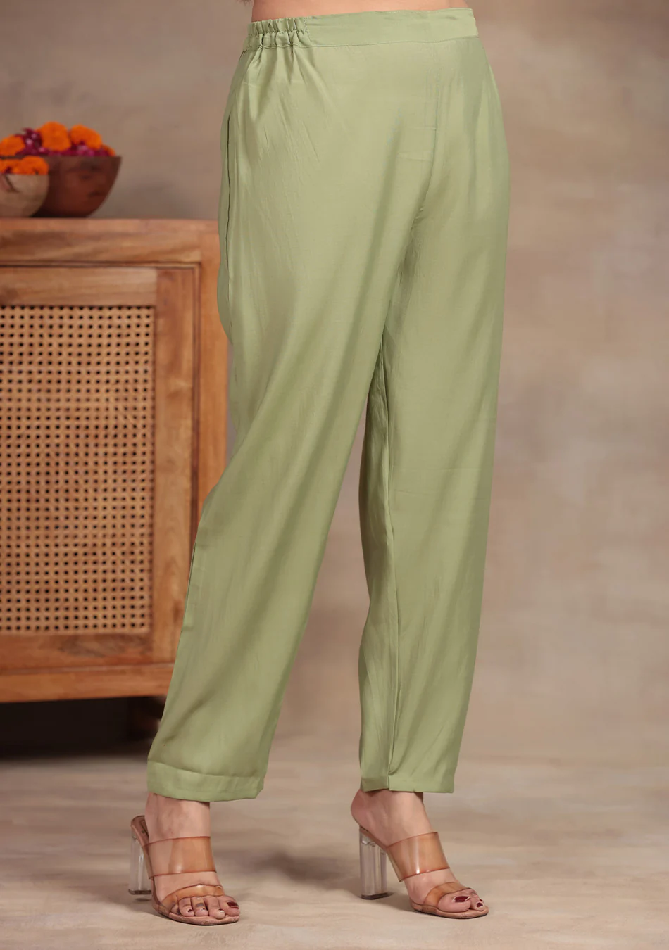 Pista Green Embroidered suit set - Image 7