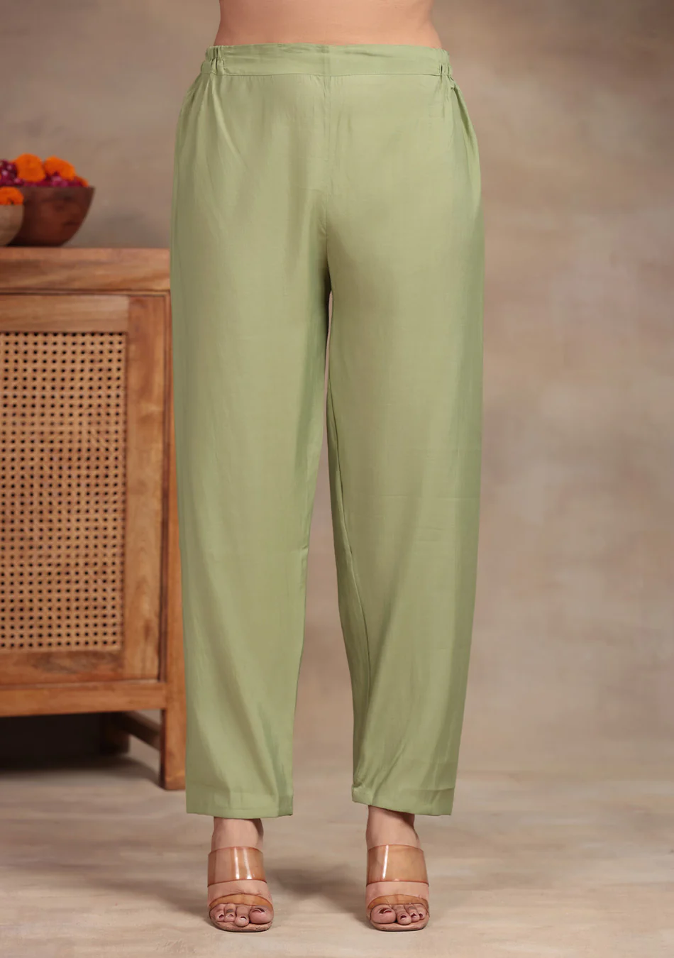 Pista Green Embroidered suit set - Image 9