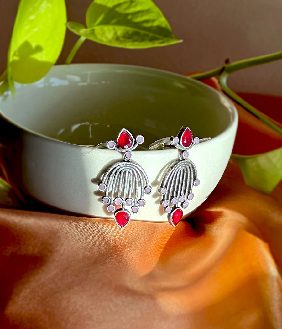 RED FROST RADIANCE STUDS - Image 2