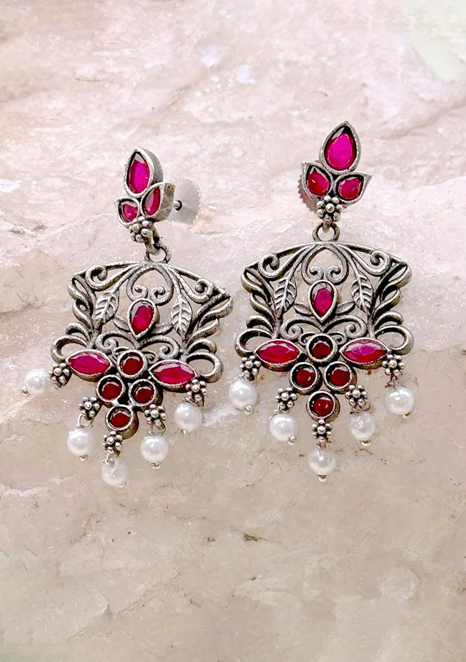 RED PEARL ELEGANCE - Image 2