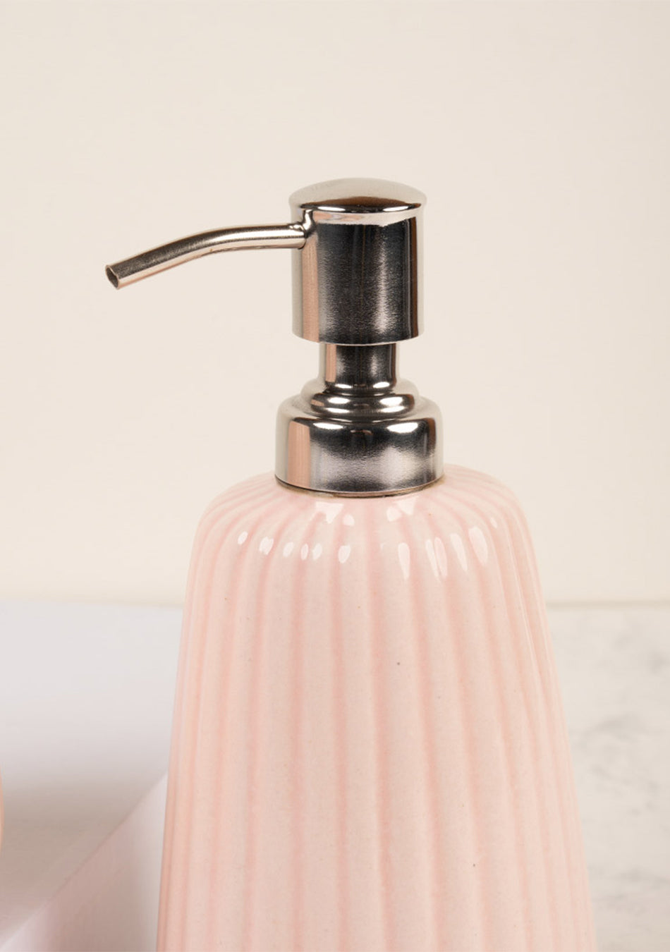 Rose Bathroom Set - Image 11