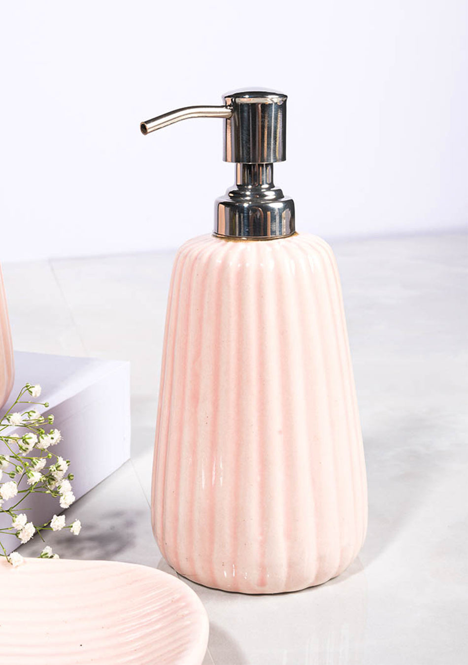 Rose Bathroom Set - Image 5