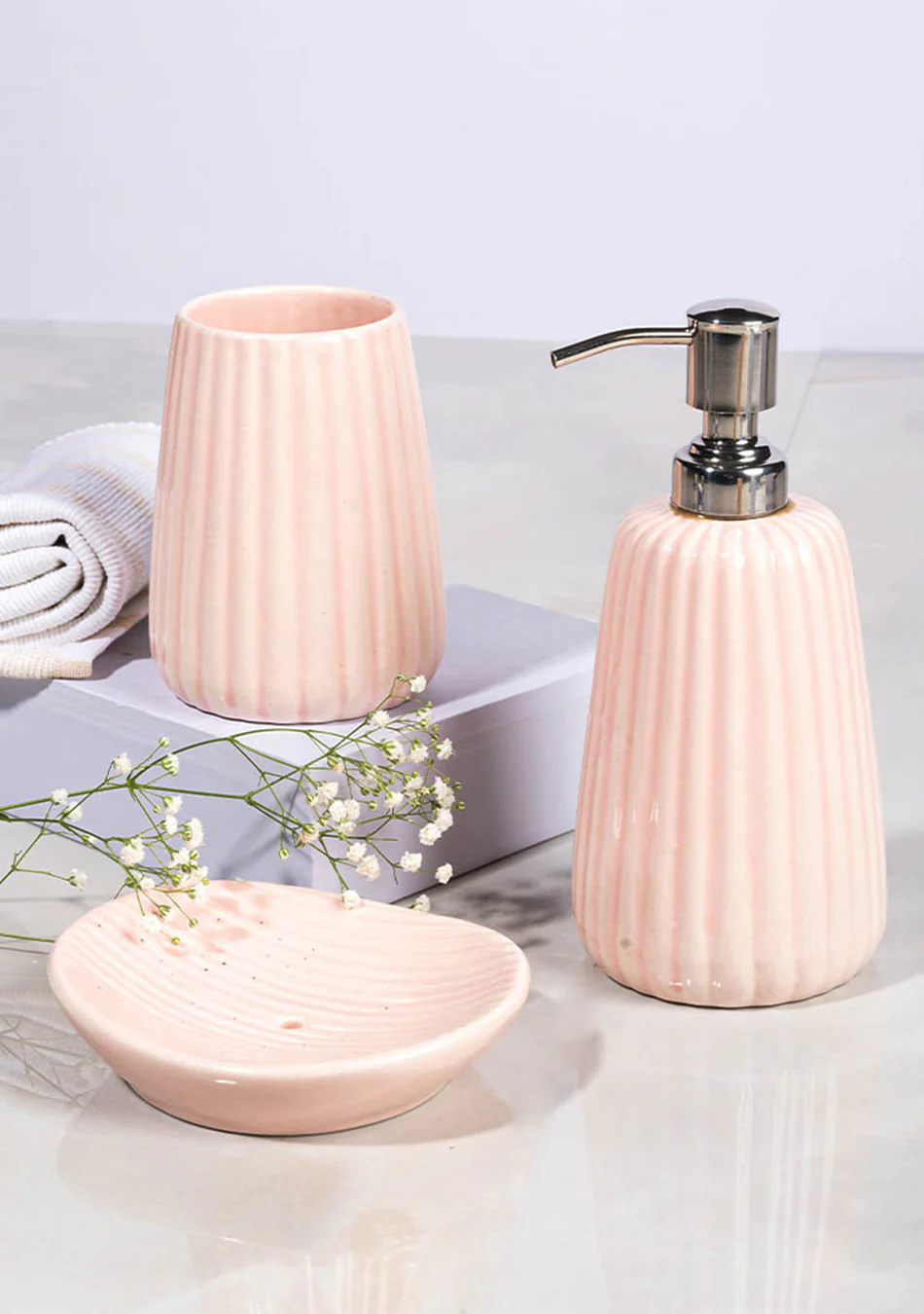 Rose Bathroom Set - Image 9