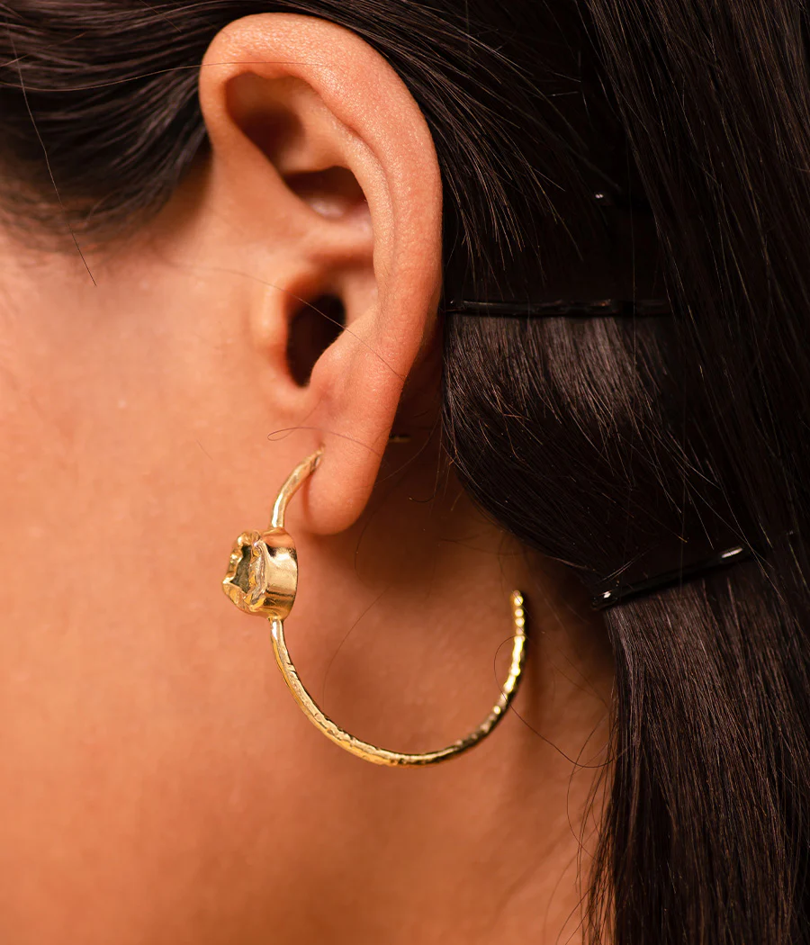 Rough Peridot Gold Loop Earrings - Image 3