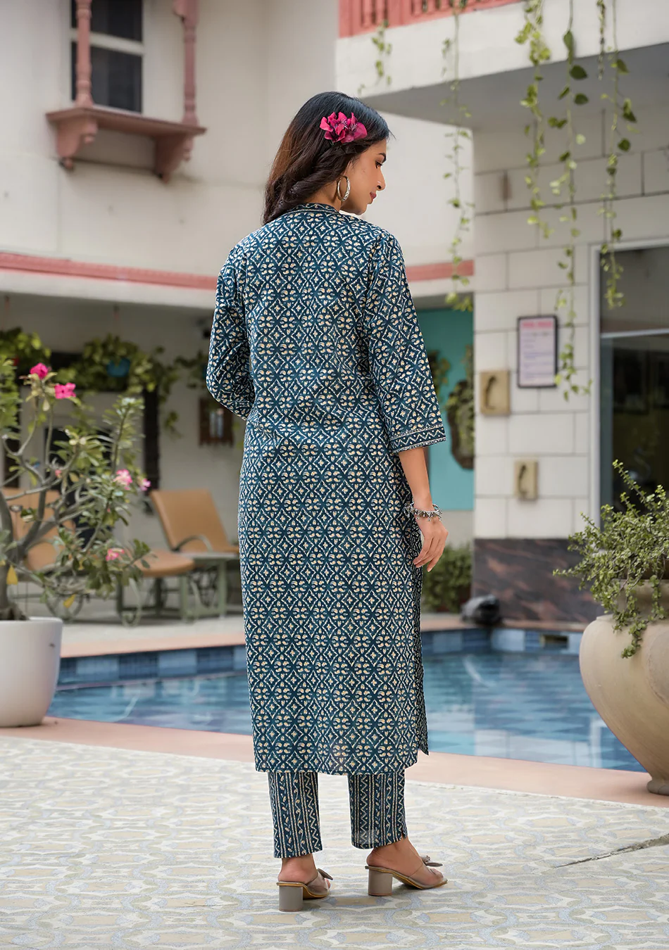 Royal Blue Printed Suit With Dupatta - Image 4