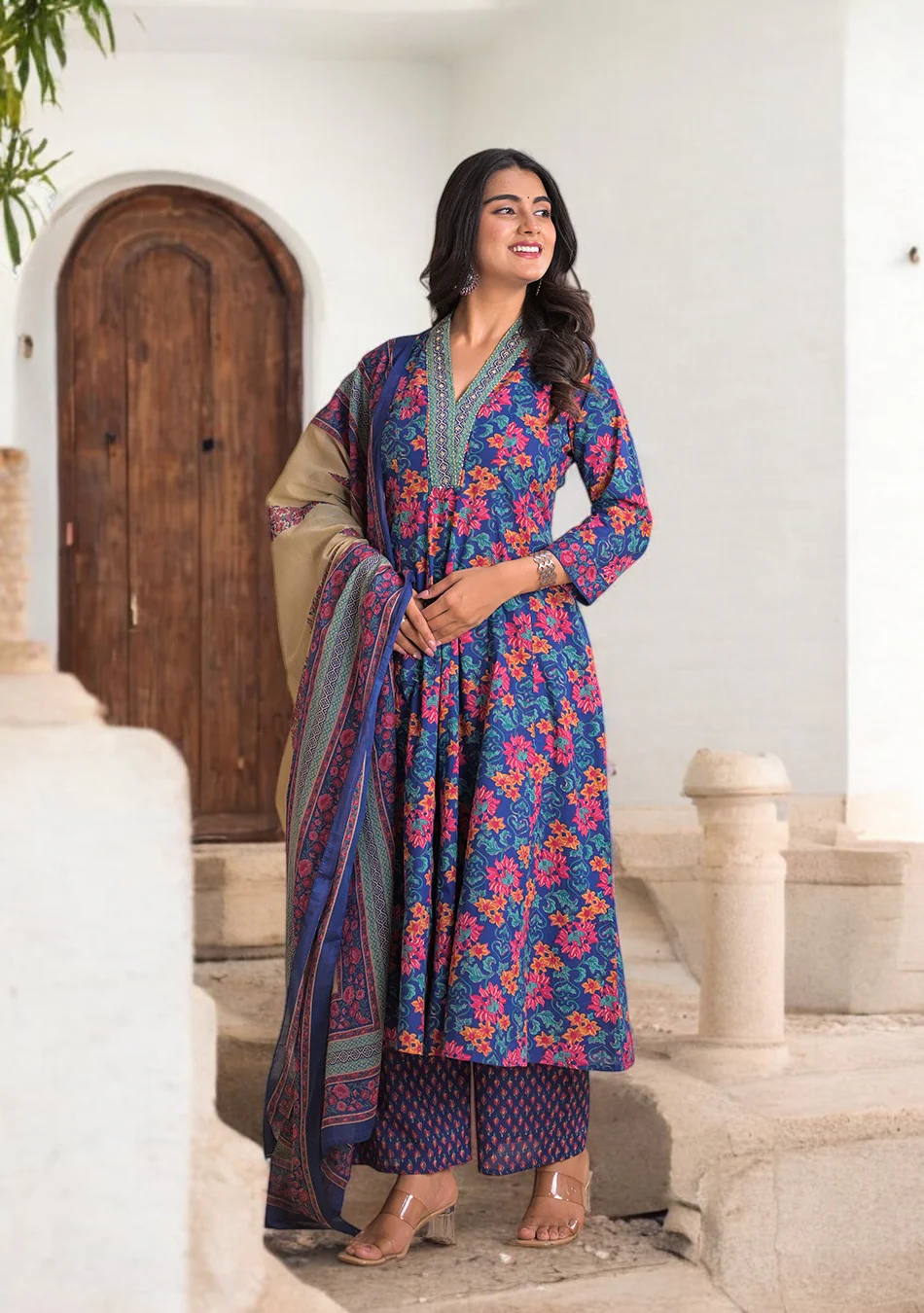 Aravalii Royal Phool Baagh Anarkali Set - Image 2