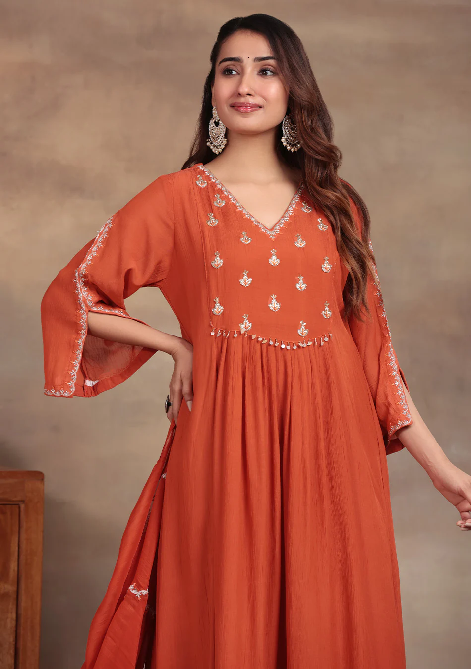 Rustic Pearl Embroidered Suit Set - Image 2