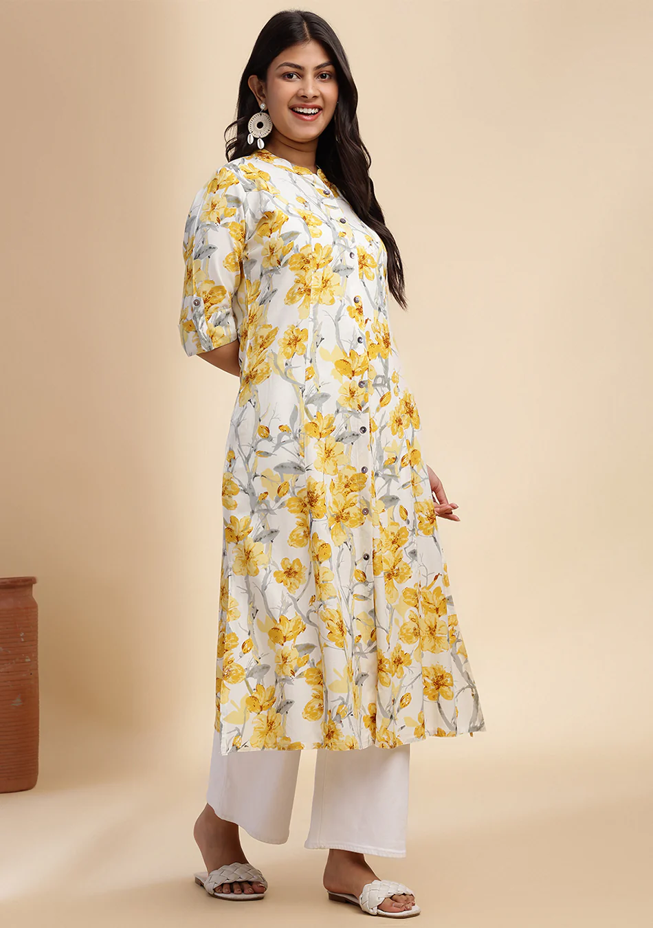 Aravalii Saffron Whisper Kurta - Image 12