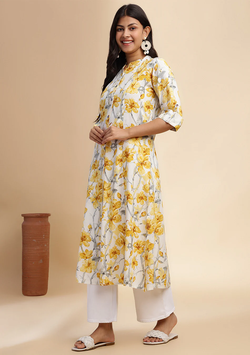 Aravalii Saffron Whisper Kurta - Image 13