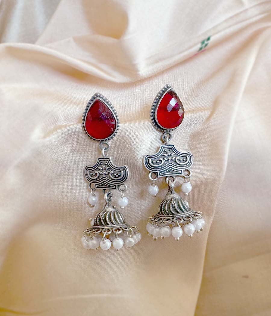Scarlet Gem Pearl Cascade Danglers - Image 2