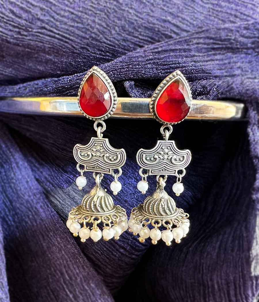 Scarlet Gem Pearl Cascade Danglers - Image 6