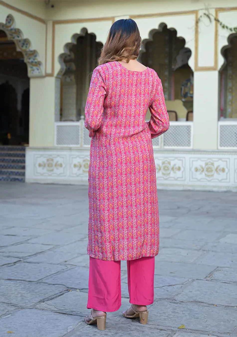 Pink Floral Printed Muslin Straight Kurta Pant with Dupatta - Image 4