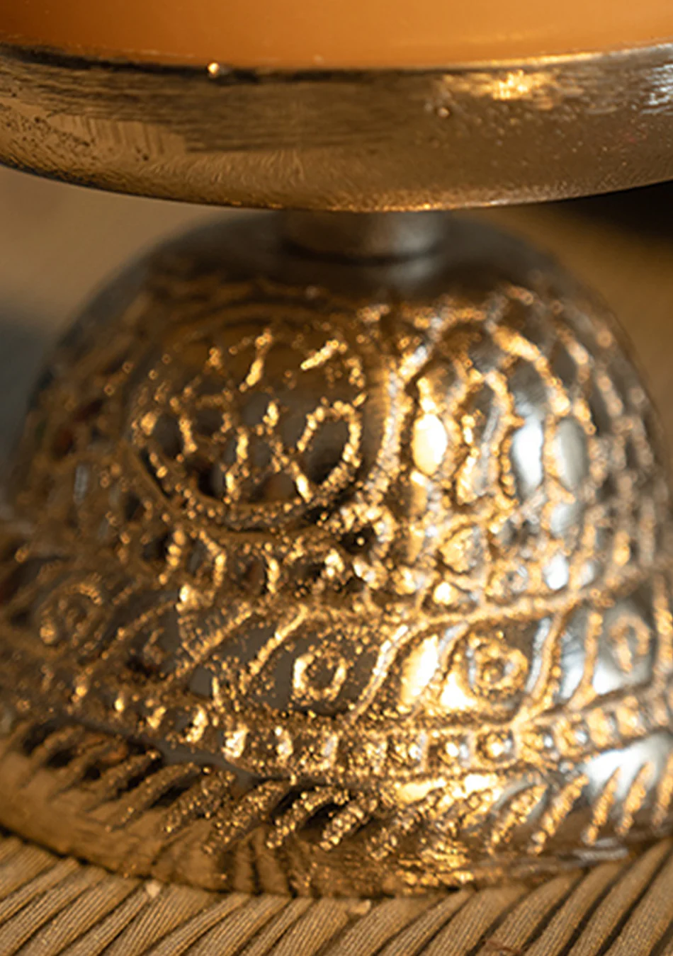 Silver Sheen Candlestand - Image 2