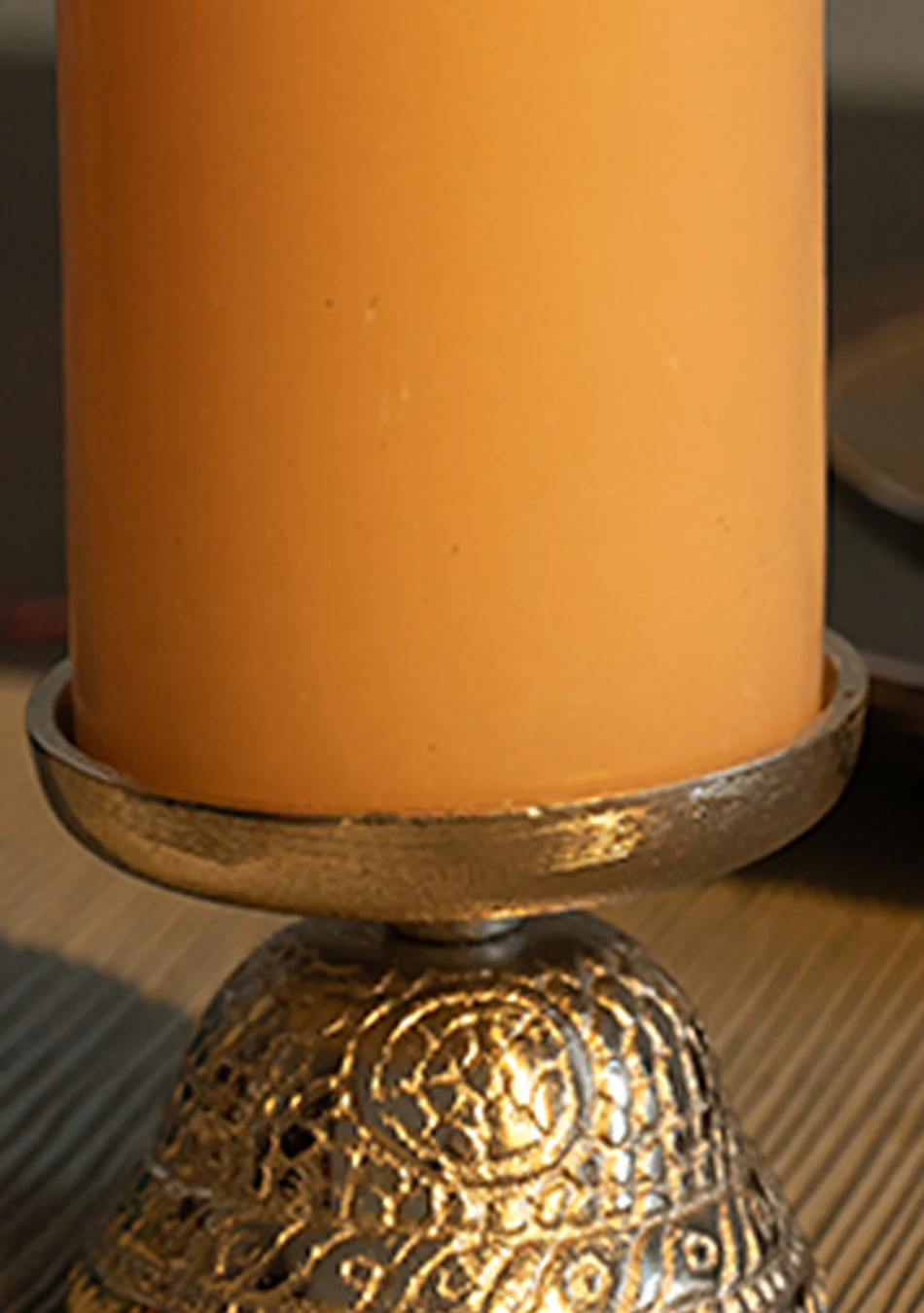 Silver Sheen Candlestand - Image 4