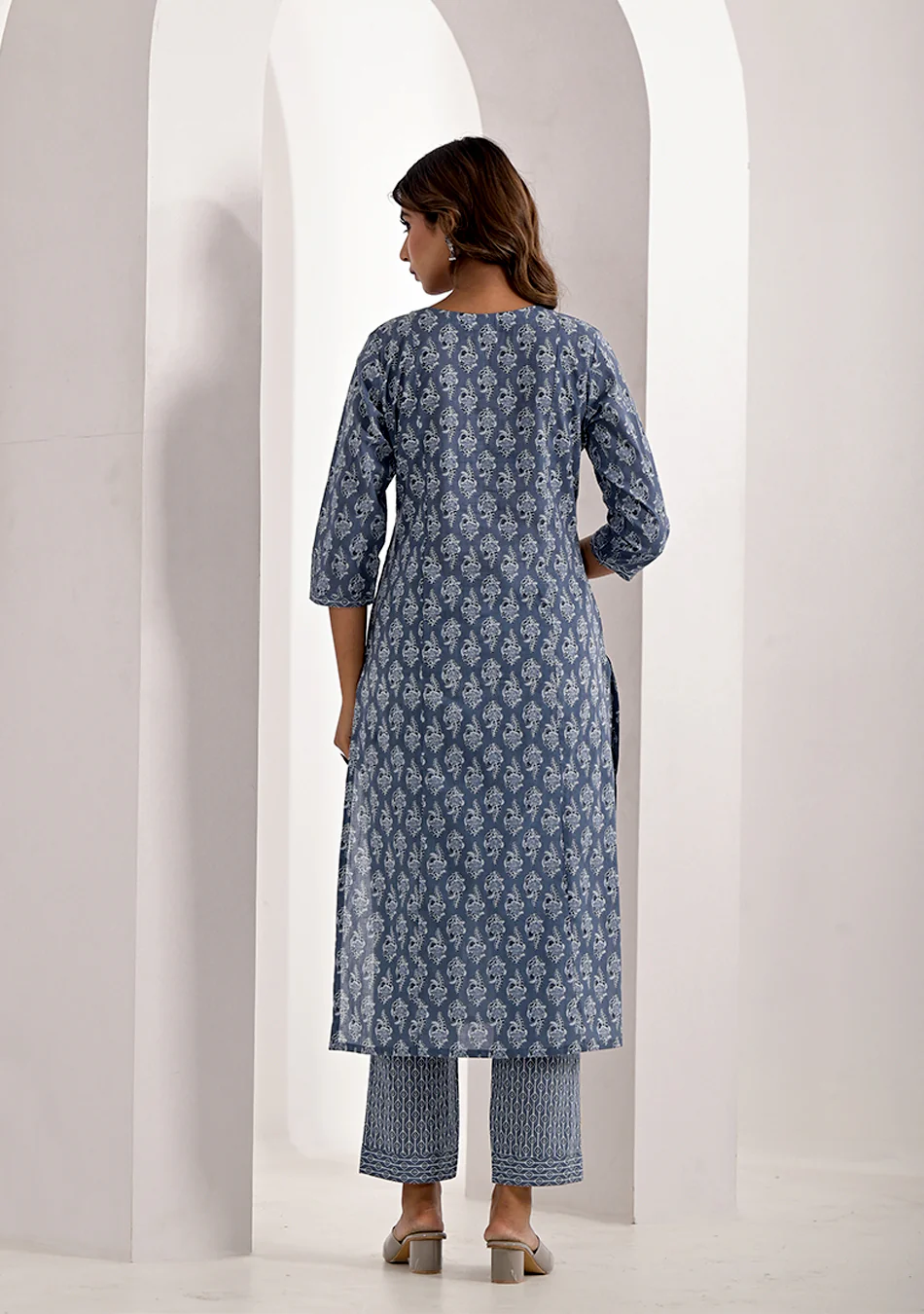Sanganeri Slate Ensemble (Kurta with Tailored Trousers) - Image 4