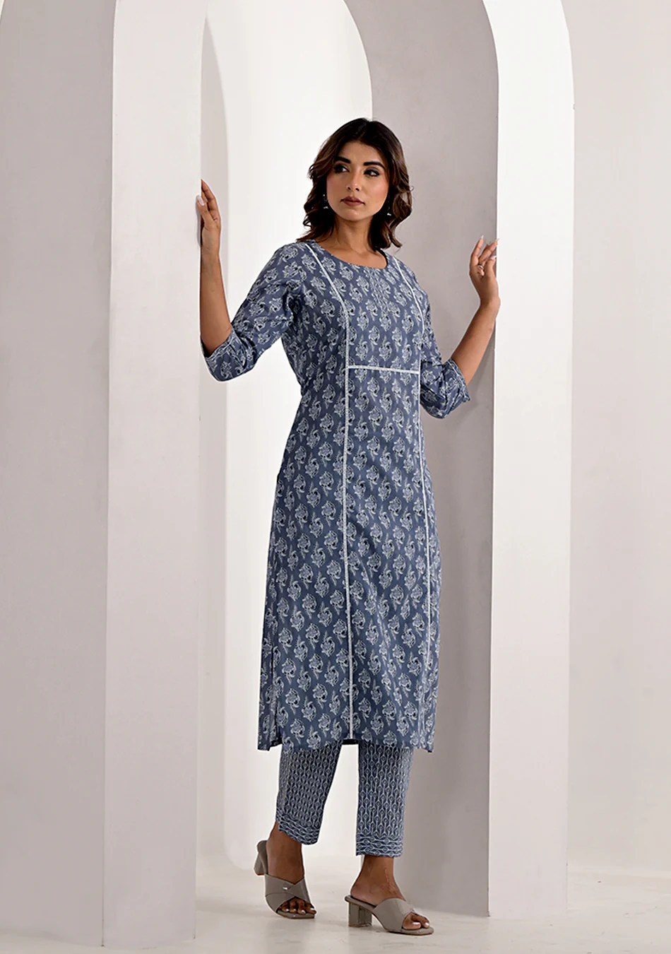 Sanganeri Slate Ensemble (Kurta with Tailored Trousers) - Image 5