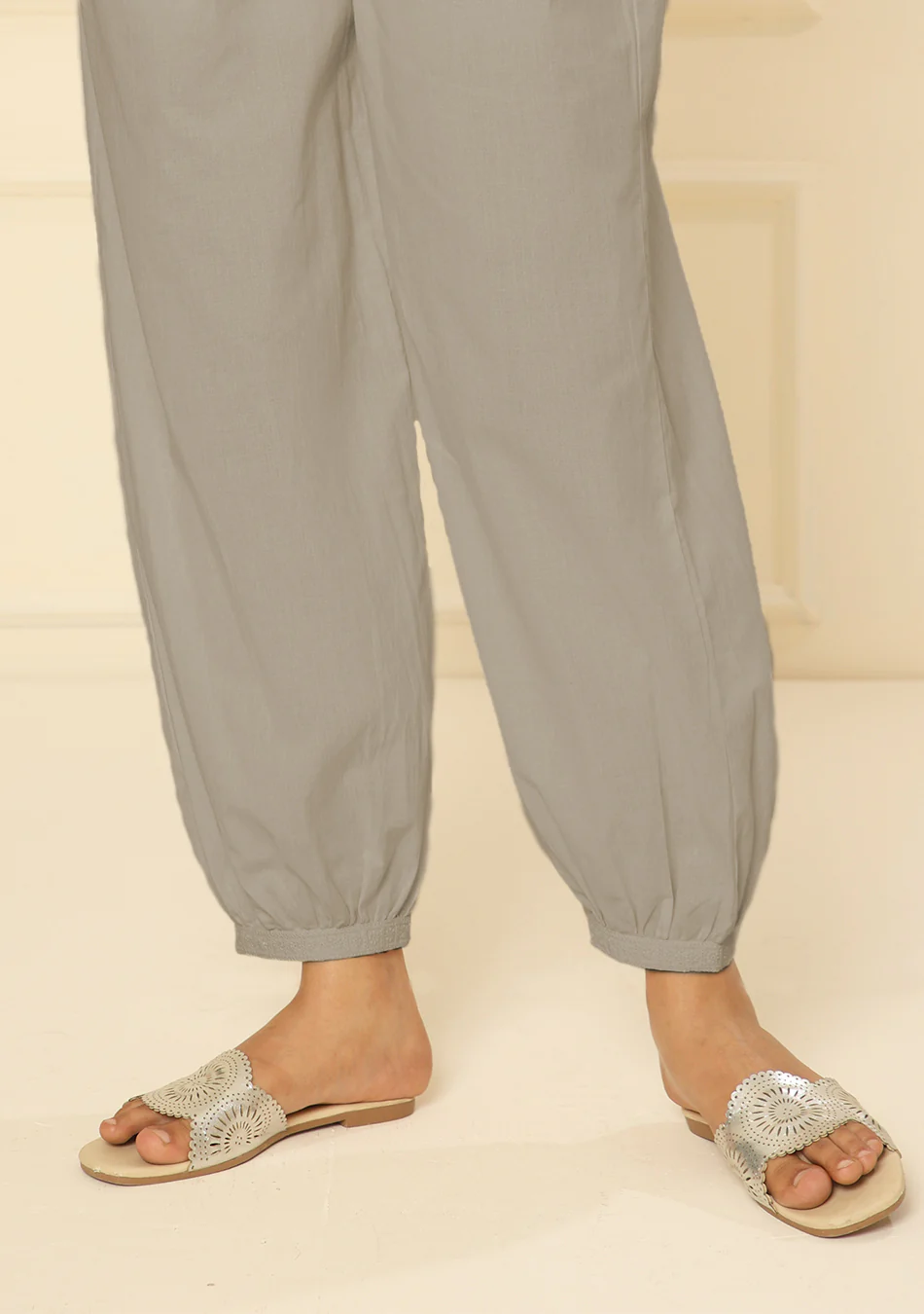 STONE EMBROIDERED LACE CUFF PANT - Image 4