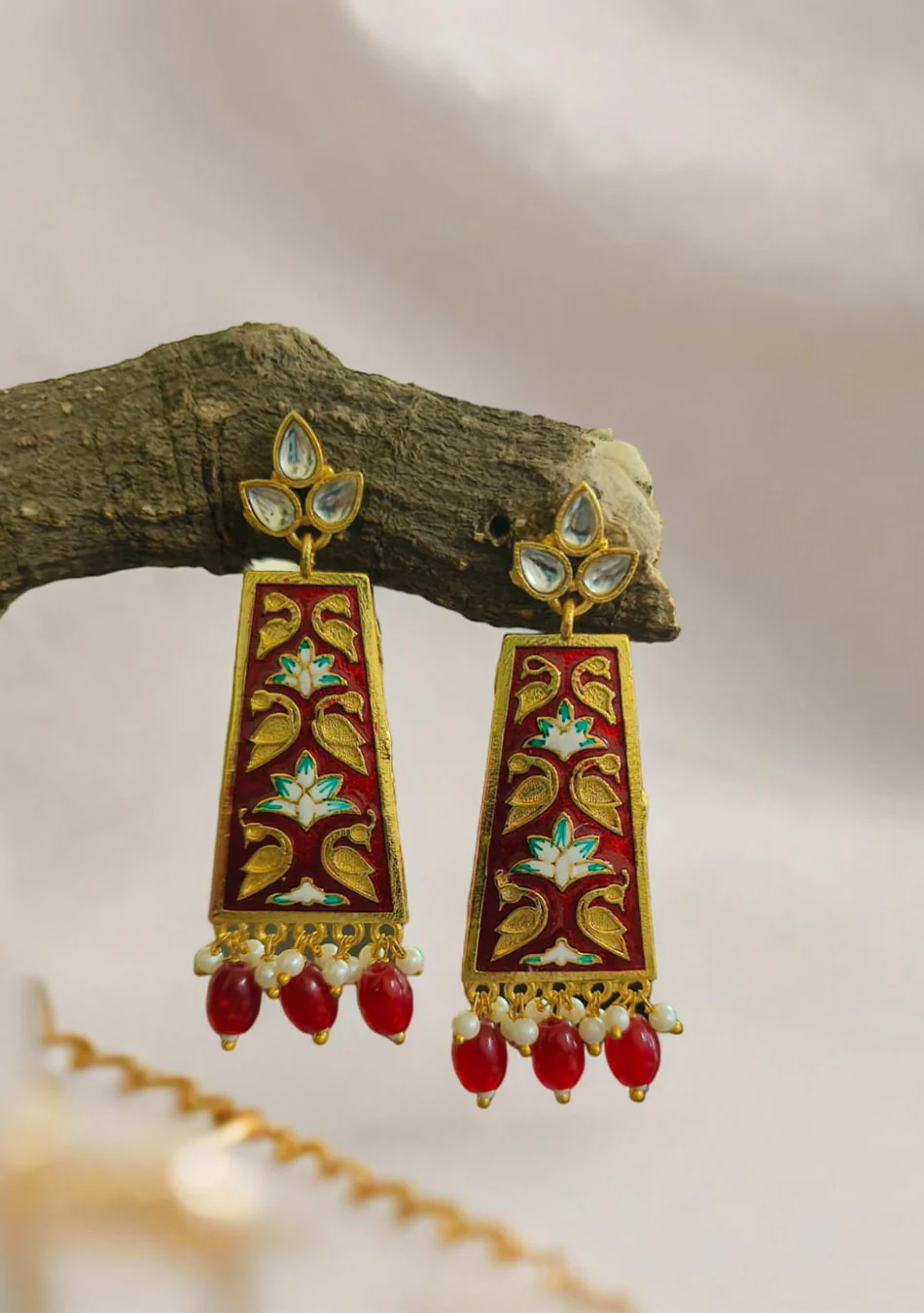 Surkh Meena Earring - Image 2