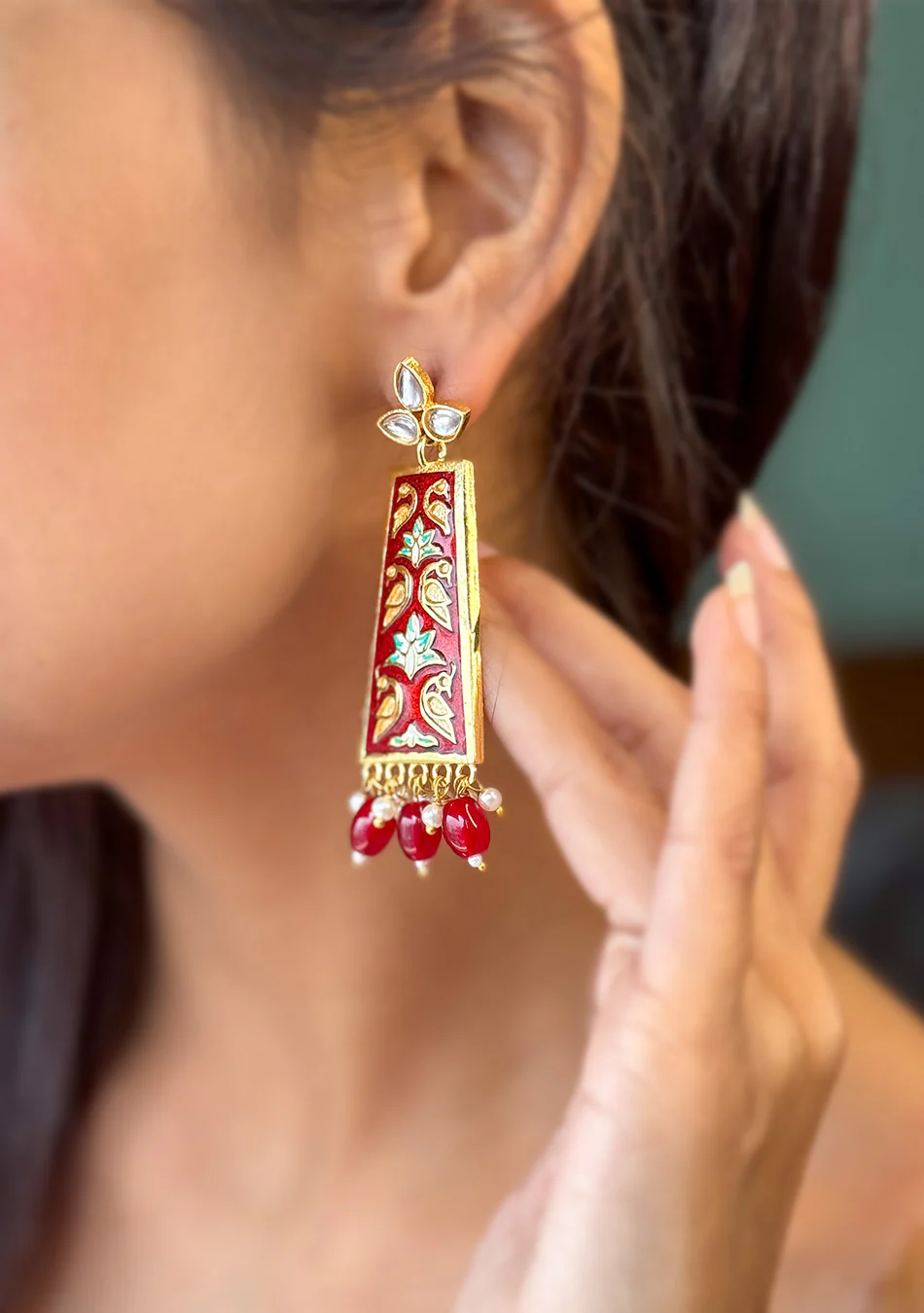 Surkh Meena Earring - Image 4