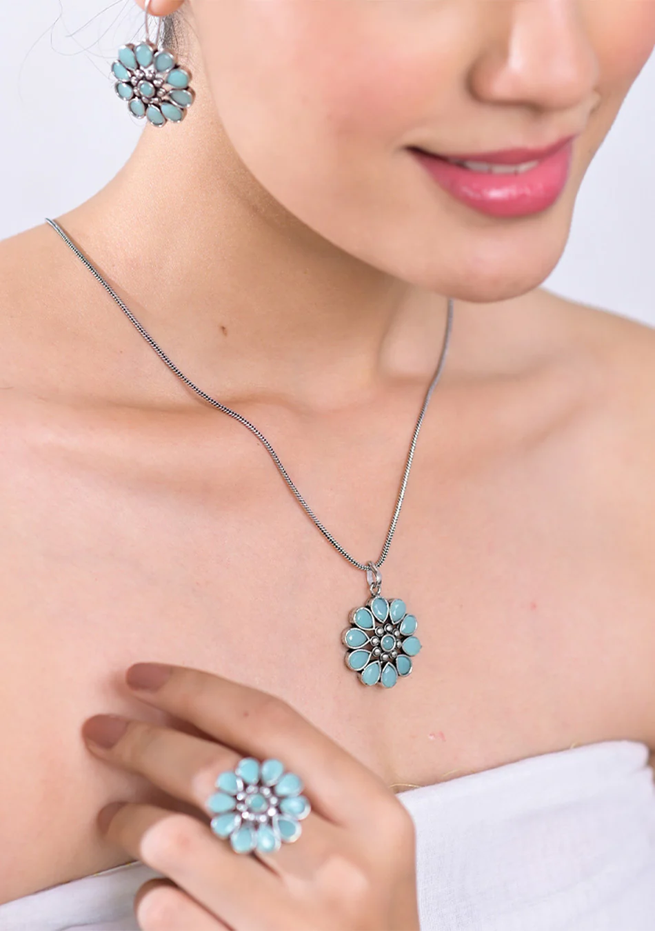 Teal Bloom Pendant Set - Image 2