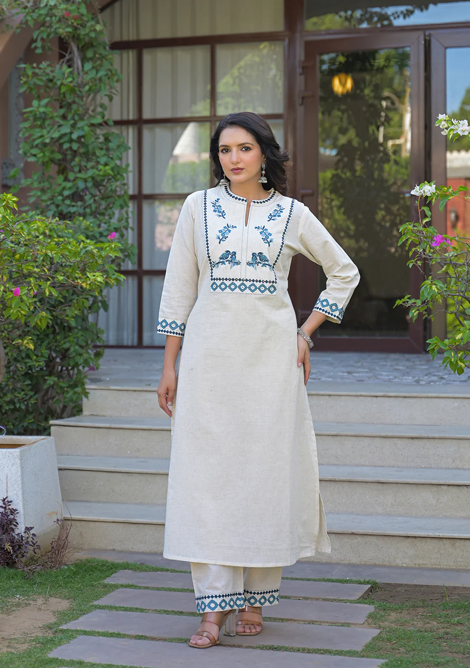 Aravalii Ivory Serenity Artisan Suit Set - Image 6