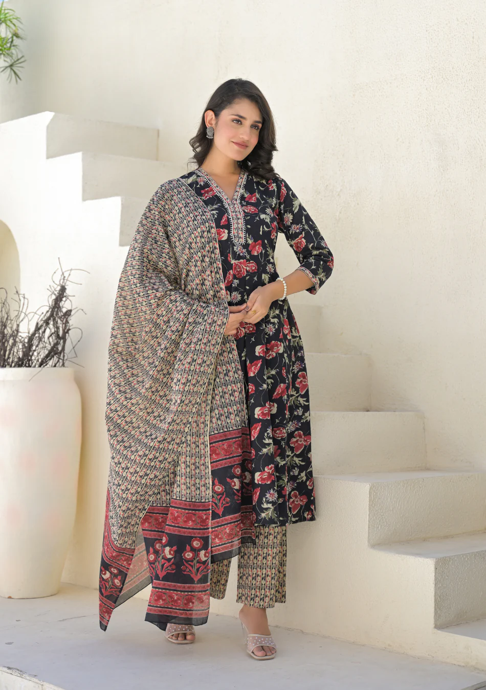 Aravalii Twilight Rose Anarkali Set - Image 5