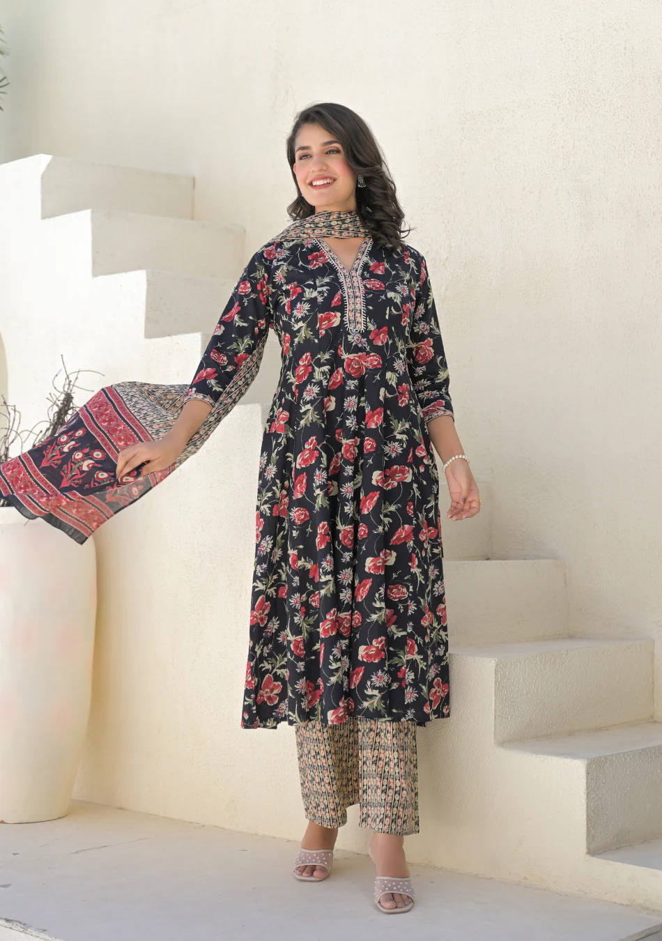 Aravalii Twilight Rose Anarkali Set - Image 7