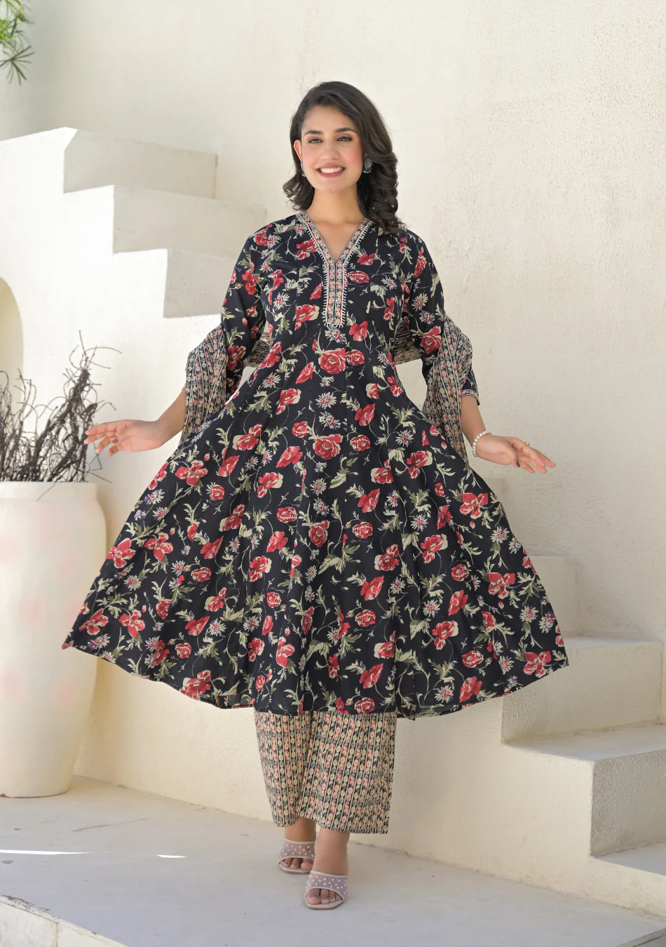 Aravalii Twilight Rose Anarkali Set - Image 8