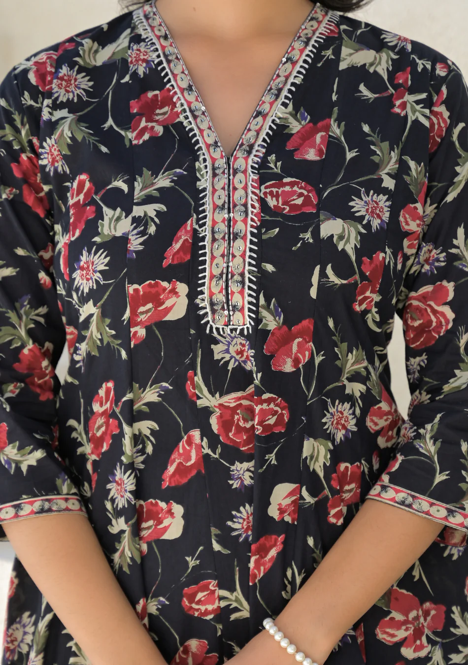 Aravalii Twilight Rose Anarkali Set - Image 9