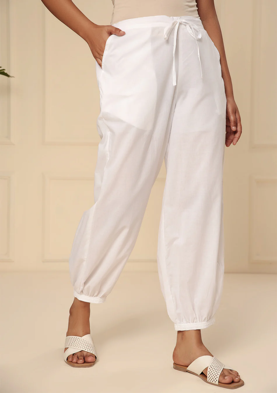 WHITE EMBROIDERED LACE CUFF PANT