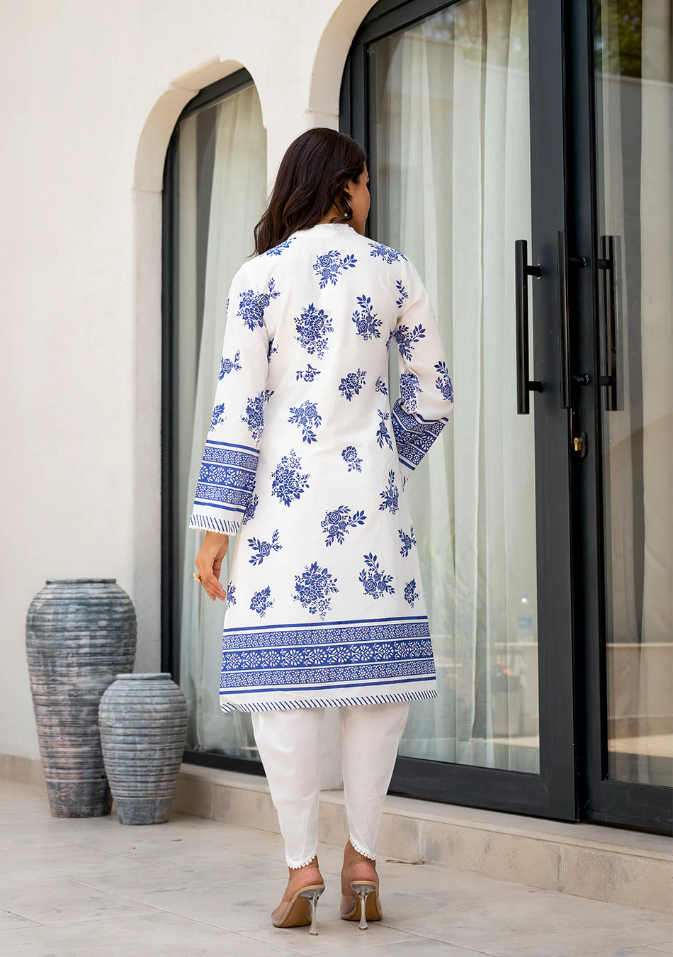 White Floral Printed Straight Kurta With Tulip Pant - Image 6