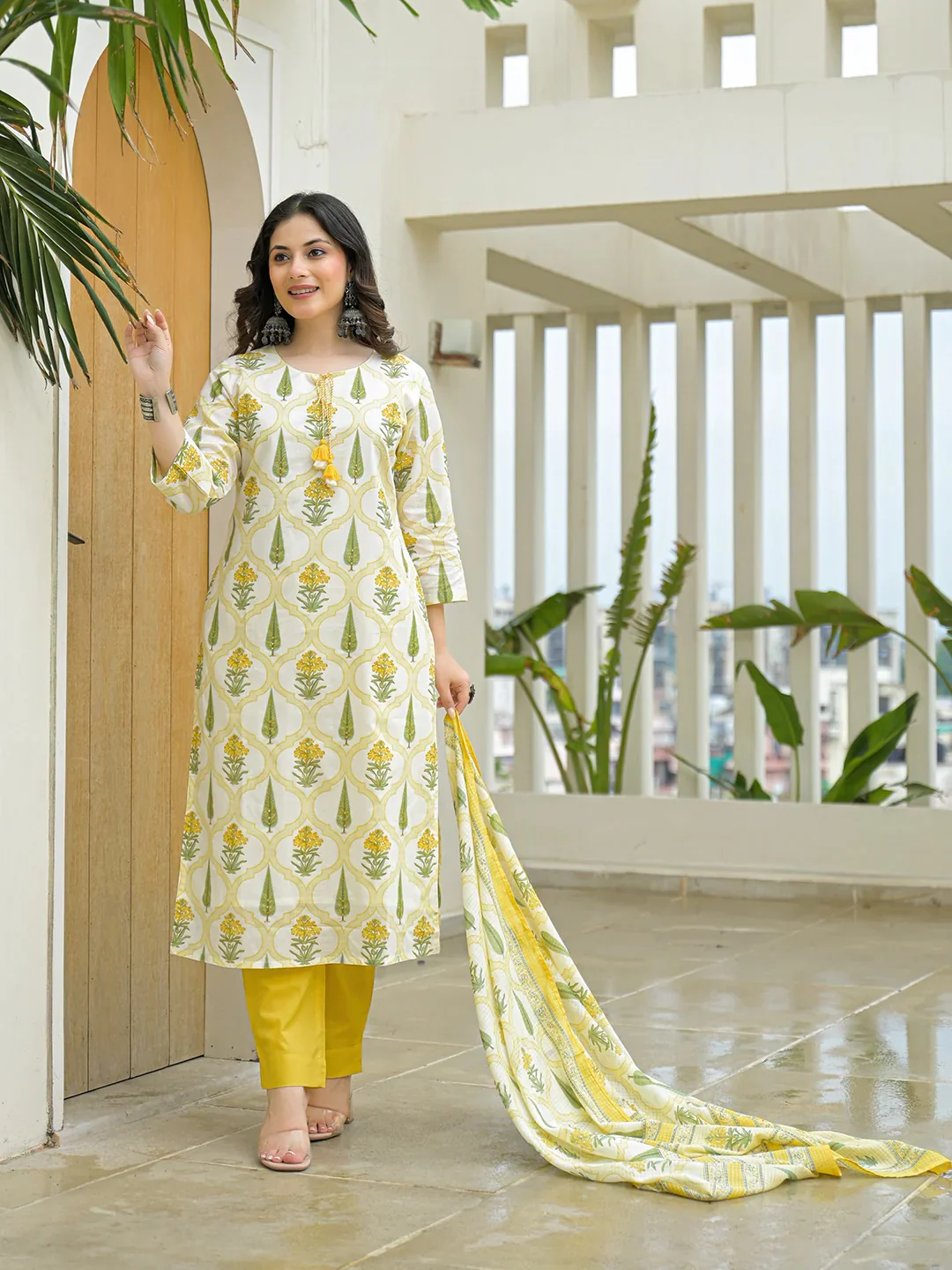 Yellow Cotton Straight Kurta Pant Set with kota Dupattta - Image 2