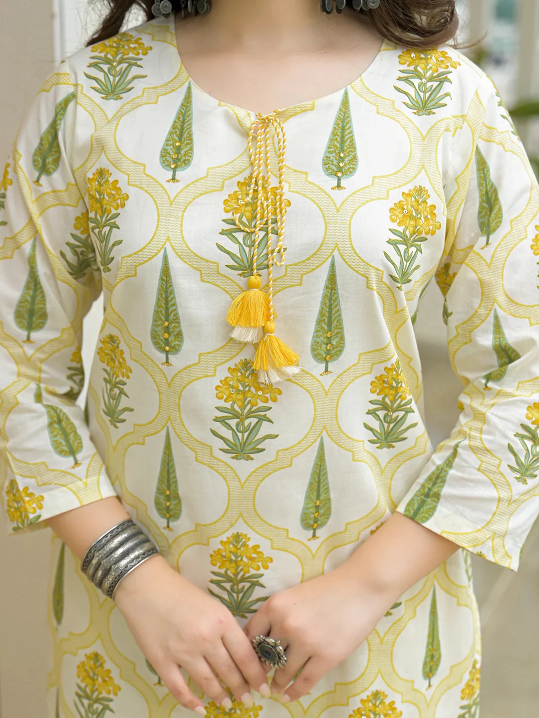 Yellow Cotton Straight Kurta Pant Set with kota Dupattta - Image 7